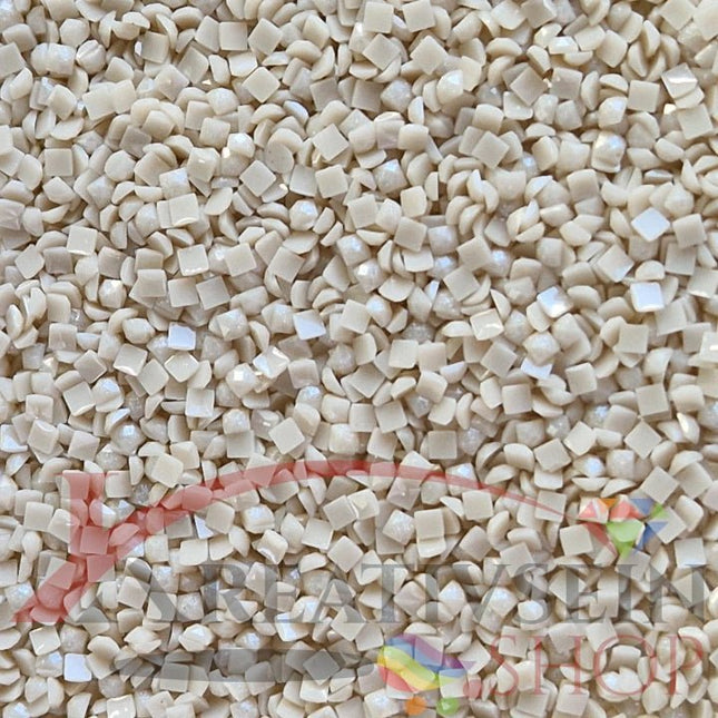 DMC 3866 Mocha Brown ULT VY LT - eckige Steine - Fairy Dust - Diamond Painting - Kreativsein.shop