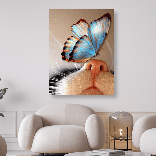 Schmetterling sitzt auf der Nase vom Kätzchen | Diamond Painting - Kreativsein.shop